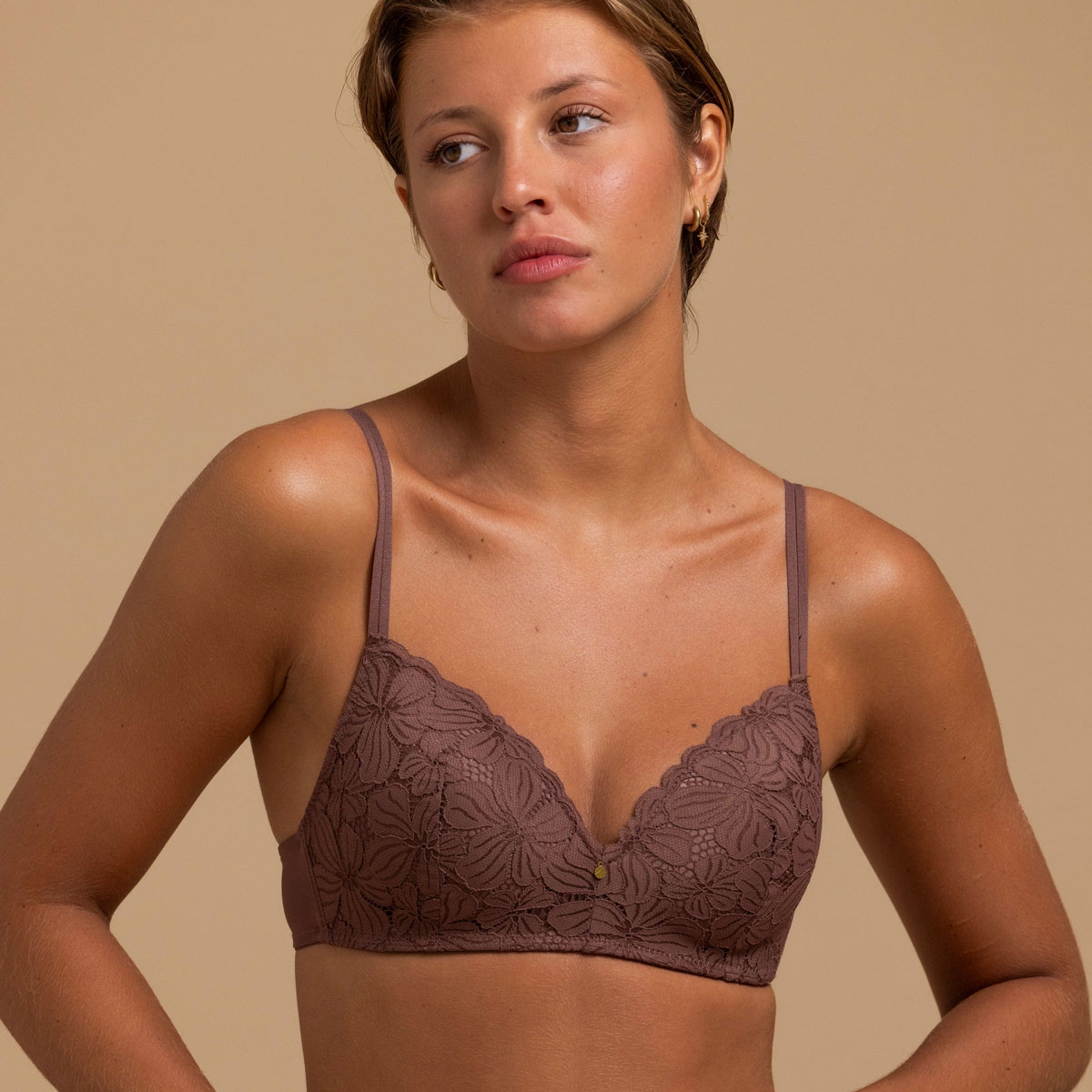 Soutien-gorge sans armatures à coques ANA